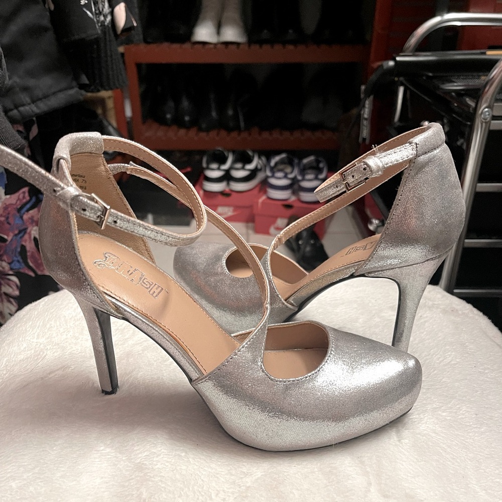 Silver shiny special occasion heels